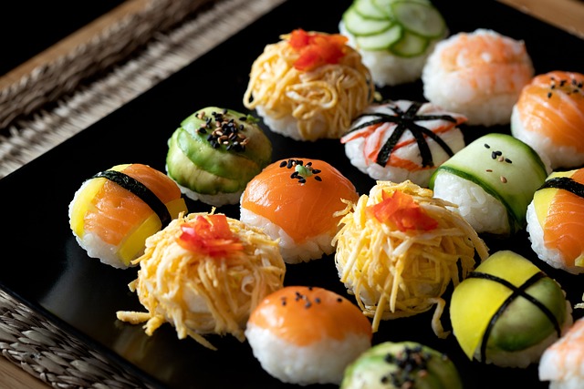 sushi-balls-5878894_640.jpeg